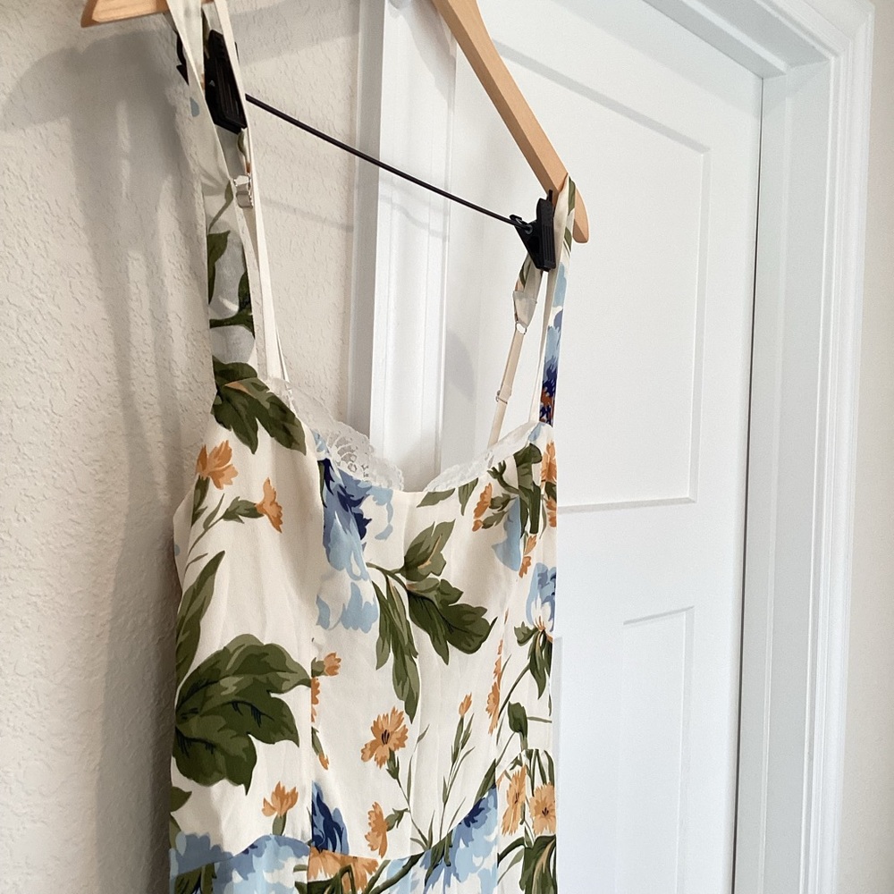 ❌Sold - Reformation Irisa Dress - Picture 9 of 16